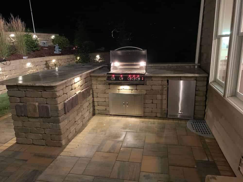 Outdoor Kitchens image