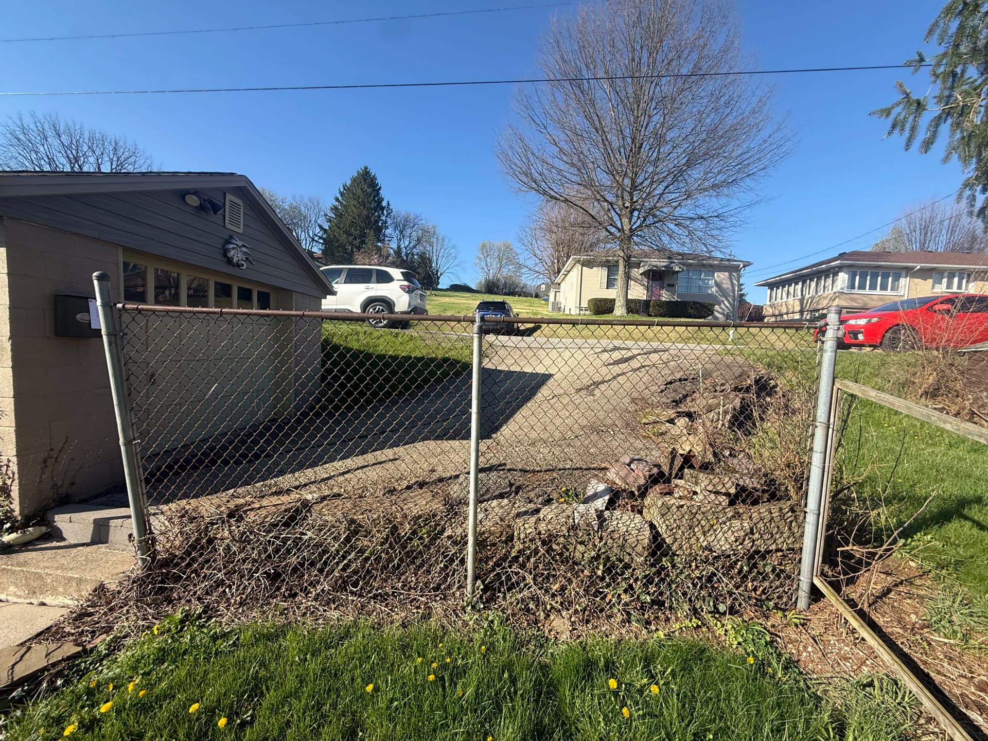 Gallery photos for Steep Driveway Slope Gets a Boulder Wall and Paver Patio Upgrade: Image #4